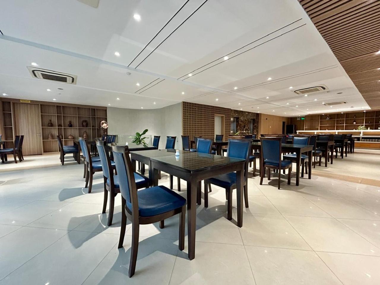 Starlet Hotel Nha Trang Luaran gambar