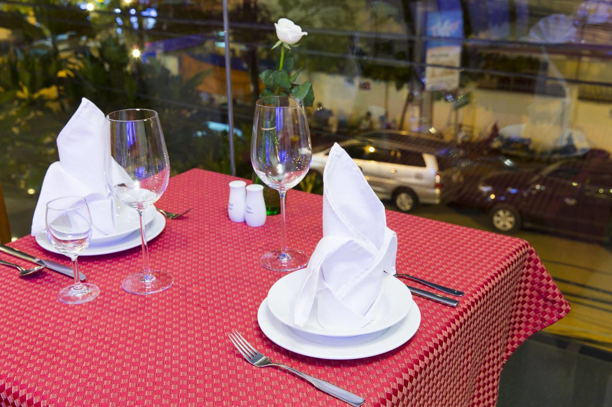Starlet Hotel Nha Trang Luaran gambar