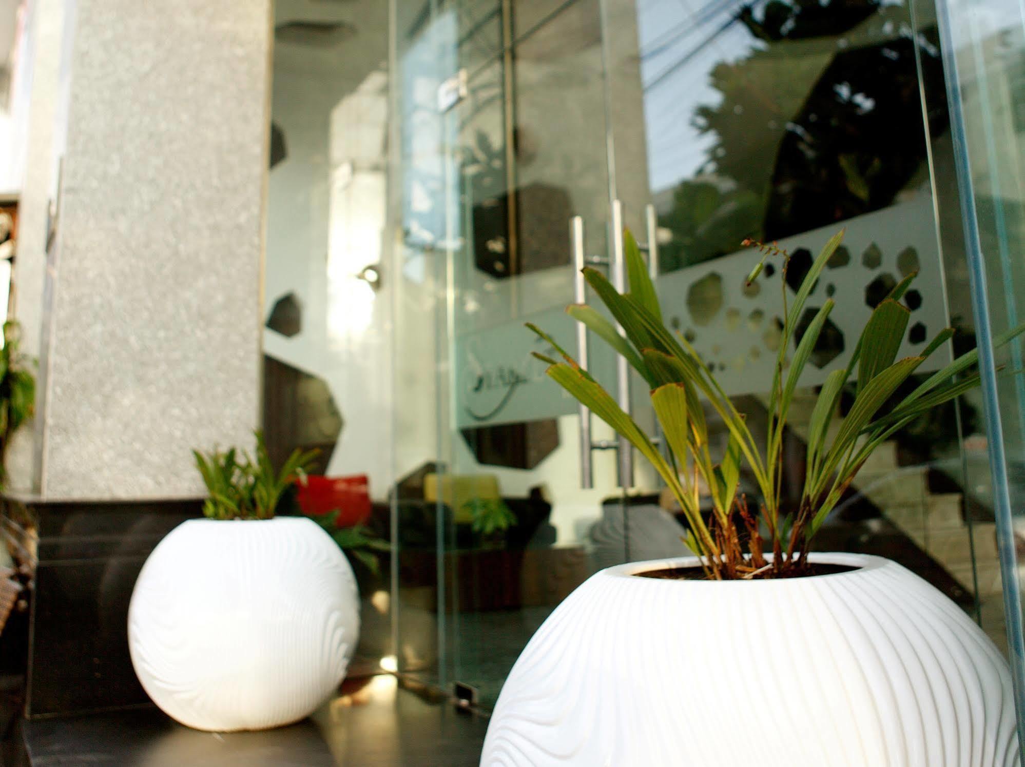 Starlet Hotel Nha Trang Luaran gambar